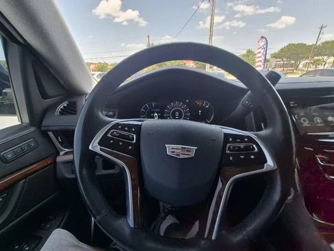 Used 2018 Cadillac Escalade Luxury RWD image 35