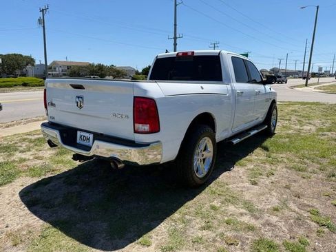 Certified 2016 RAM 1500 Big Horn AWD/4WD image 6