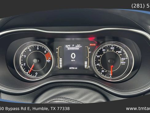 Used 2020 Jeep Cherokee Latitude w/ Cold Weather Group AWD/4WD image 10