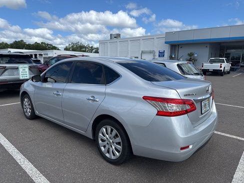 Used 2015 Nissan Sentra SV image 3