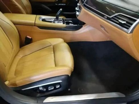 Used 2016 BMW 750i xDrive 750i xDrive image 29