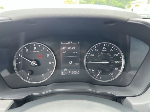 Used 2024 Subaru Crosstrek 2.5i Limited AWD/4WD image 30