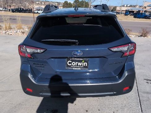 Used 2025 Subaru Outback Onyx Edition image 7