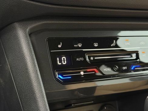 Used 2024 Volkswagen Tiguan Wolfsburg Edition FWD image 22