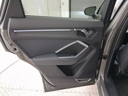 Used 2020 Audi Q3 2.0T Prestige image 27