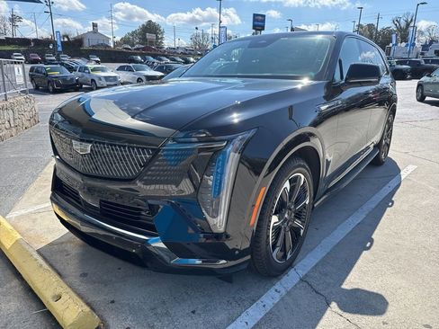 Used 2026 Cadillac Escalade IQ Sport 2 w/ LPO, Floor Liner Package image 3