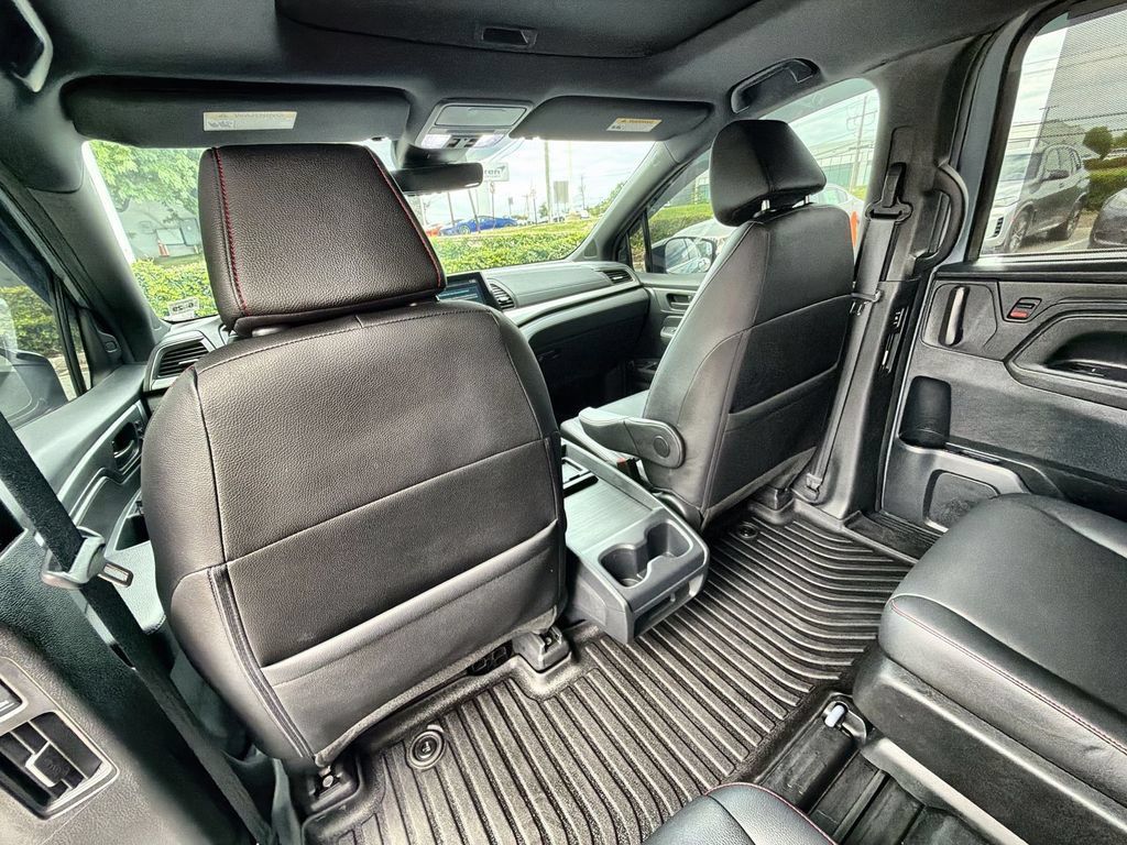 Used 2024 Honda Odyssey Sport image 20