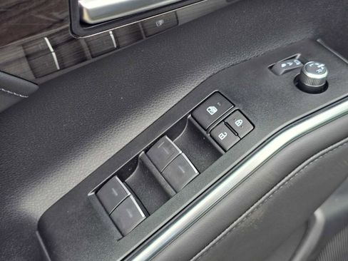 New 2026 Toyota Highlander Platinum image 28