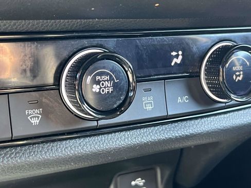 Used 2023 Honda HR-V LX image 33