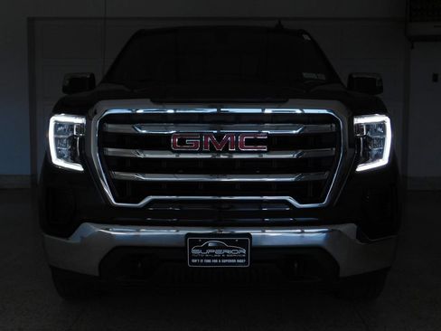 Used 2019 GMC Sierra 1500 SLE w/ SLE Value Package AWD/4WD image 14