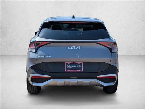 Used 2025 Kia Sportage EX FWD image 6