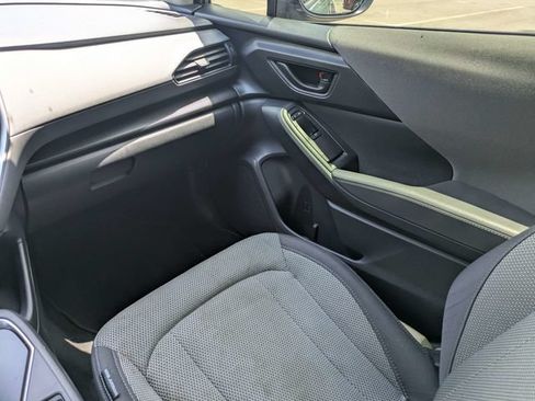 Used 2024 Subaru Crosstrek 2.0i Premium AWD/4WD image 16