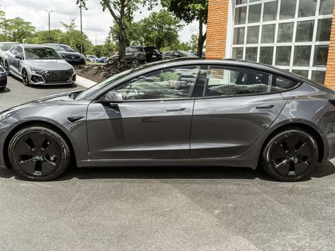 Used 2022 Tesla Model 3 Long Range AWD/4WD image 33