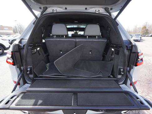 Used 2025 BMW X7 xDrive40i image 53