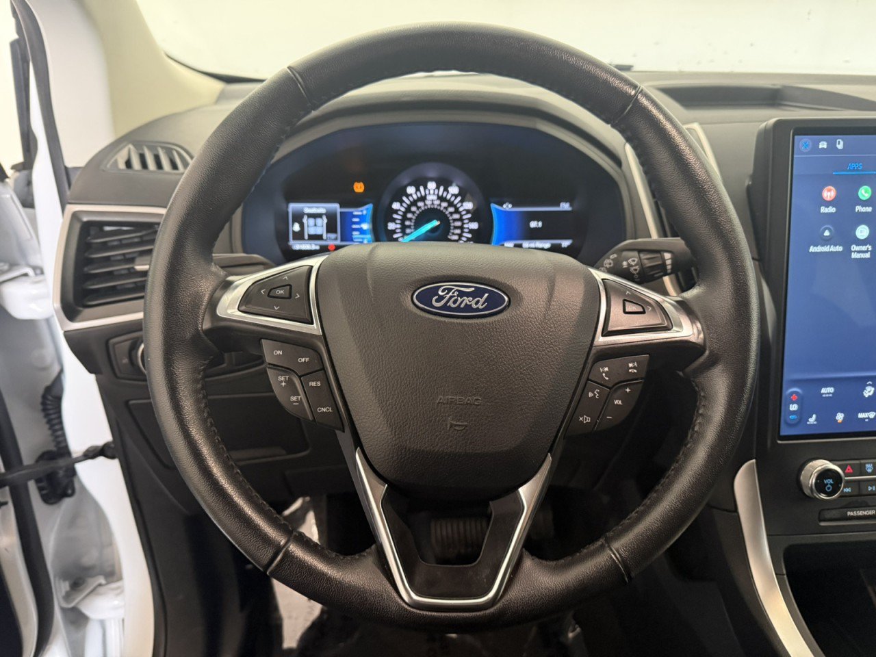 Used 2024 Ford Edge SEL AWD/4WD image 20