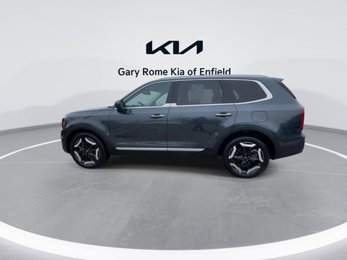 Certified 2023 Kia Telluride S image 6