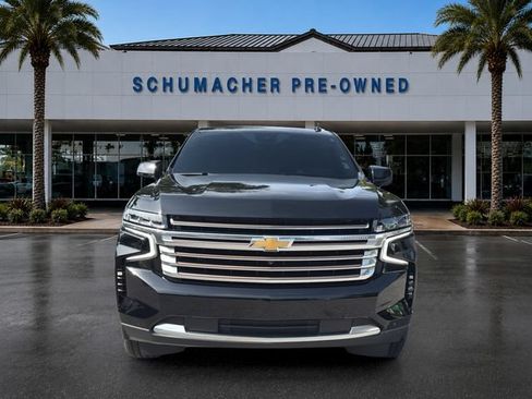 Used 2024 Chevrolet Suburban High Country AWD/4WD image 2