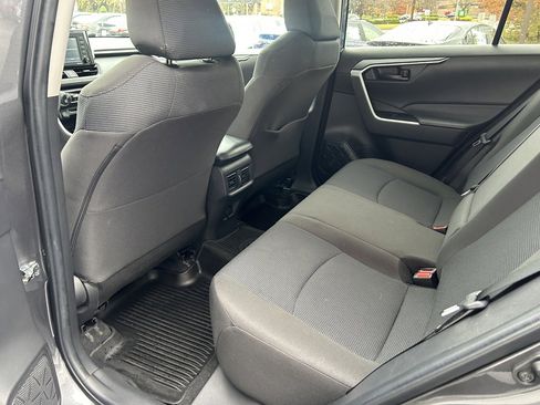 Certified 2022 Toyota RAV4 LE image 10