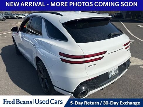 Used 2023 Genesis GV70 3.5T Sport w/ Sport Prestige Package image 7