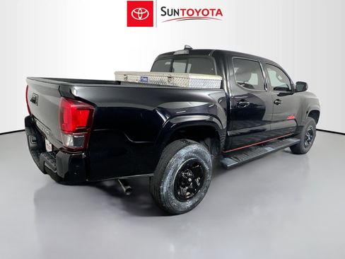Used 2022 Toyota Tacoma SR w/ SR Convenience Package RWD image 4
