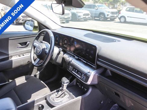 Certified 2025 Hyundai Kona SEL FWD image 21