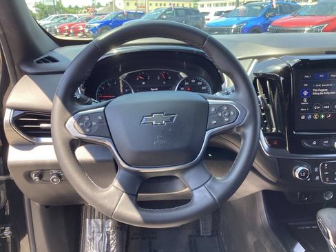 Used 2024 Chevrolet Traverse LT w/ Midnight/Sport Edition AWD/4WD image 17