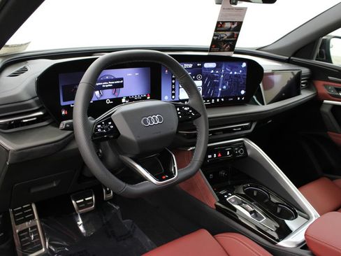 New 2026 Audi SQ5 Prestige AWD/4WD image 16