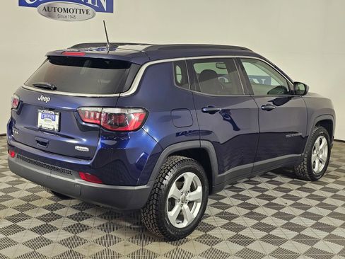 Used 2021 Jeep Compass Latitude w/ Convenience Group AWD/4WD image 32