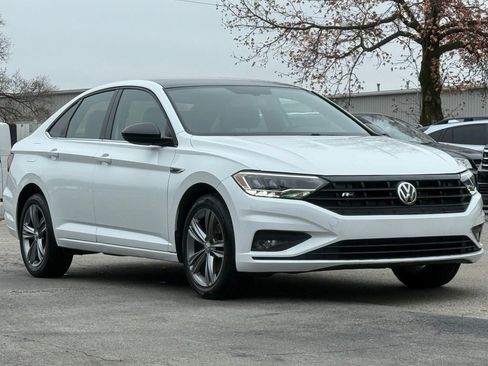 Used 2019 Volkswagen Jetta R-Line image 8