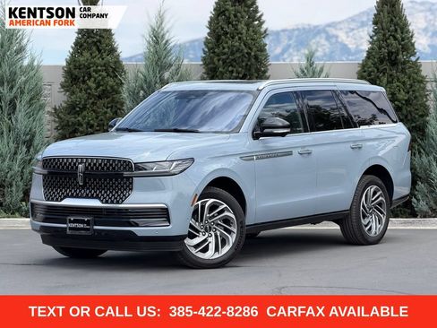 Used 2025 Lincoln Navigator Reserve AWD/4WD image 1