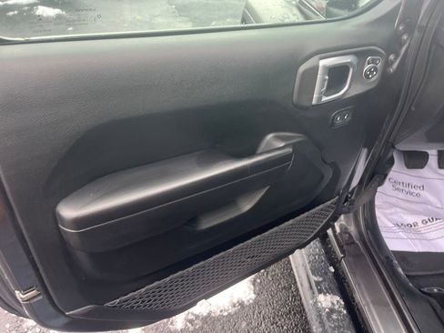 Used 2020 Jeep Wrangler Unlimited Sport S image 22