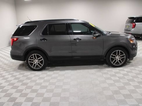 Used 2018 Ford Explorer Sport AWD/4WD image 13