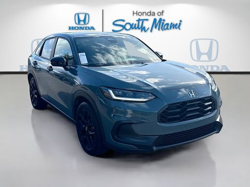 Used 2024 Honda HR-V Sport image 1