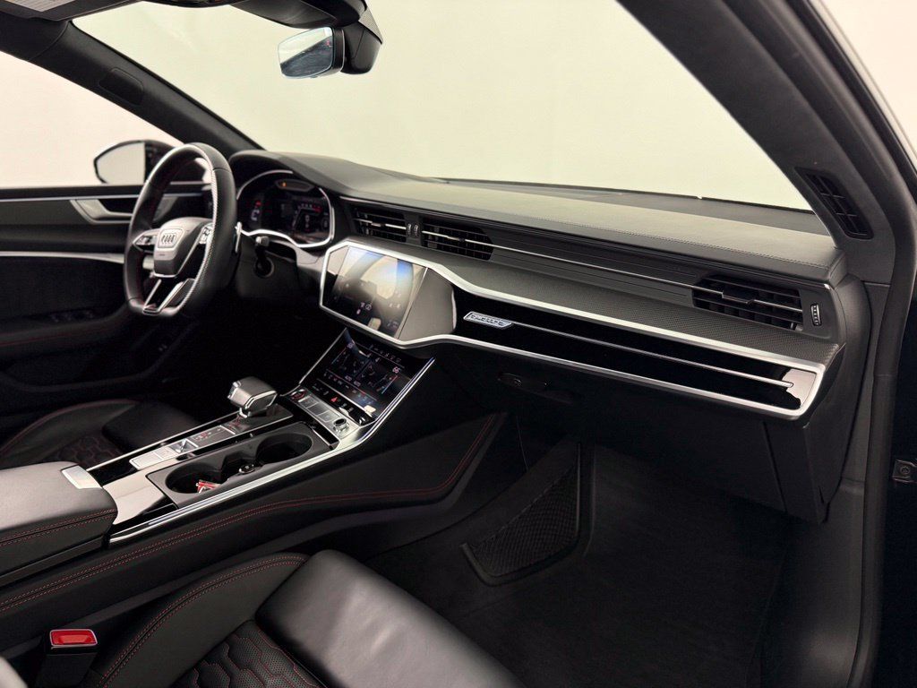 Used 2022 Audi RS 7 Sportback AWD/4WD image 21