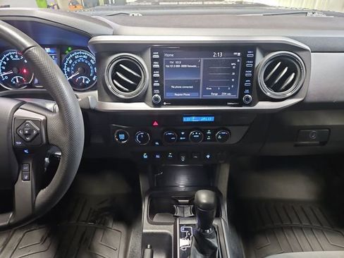 Used 2023 Toyota Tacoma TRD Sport image 16