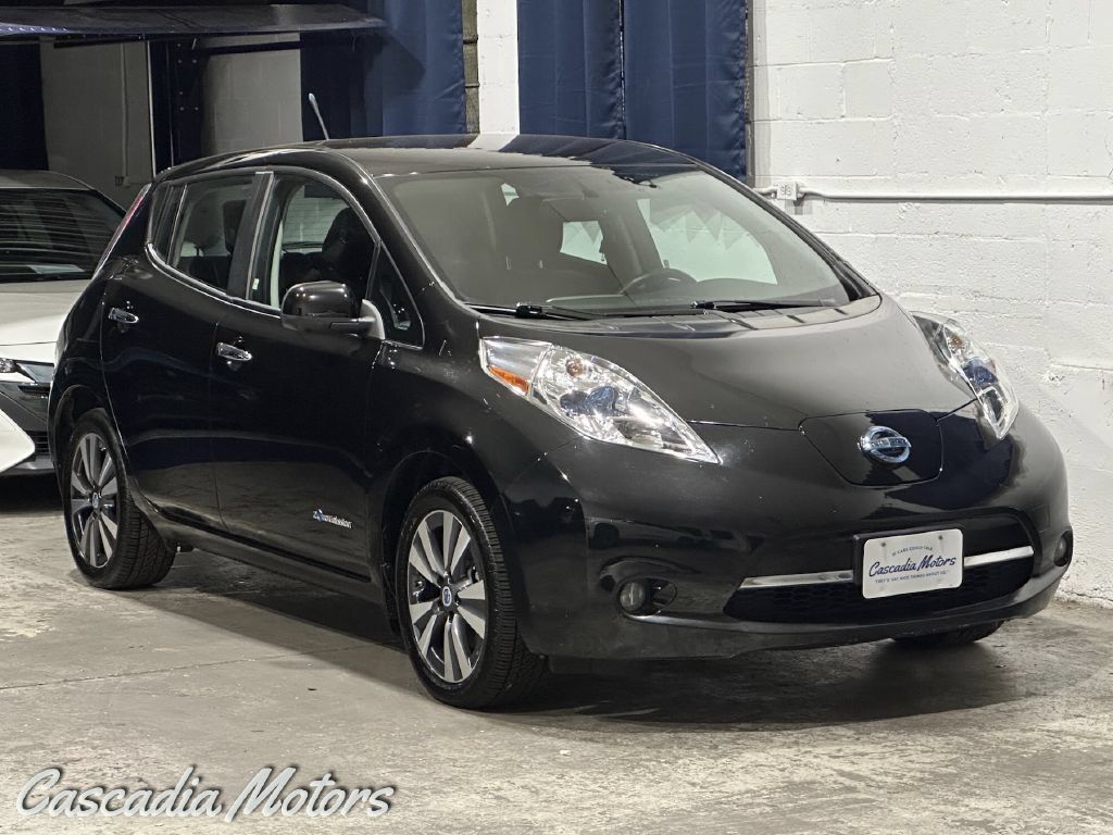 Used 2013 Nissan Leaf SL w/ Premium Pkg FWD image 1