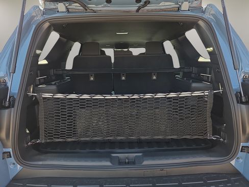 New 2026 Toyota 4Runner SR5 AWD/4WD image 13