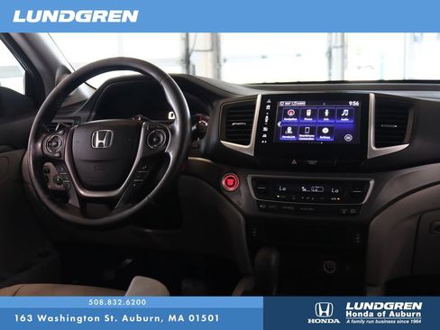 Used 2017 Honda Ridgeline RTL-T image 4