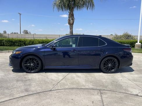 Used 2022 Toyota Camry XSE w/ Navigation Package FWD image 5