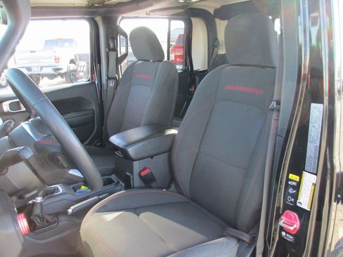 Used 2023 Jeep Gladiator Rubicon w/ Trailer Tow Package image 15