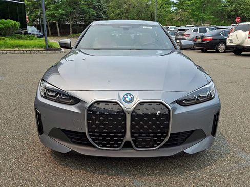 Used 2024 BMW i4 eDrive40 w/ Premium Package RWD image 2