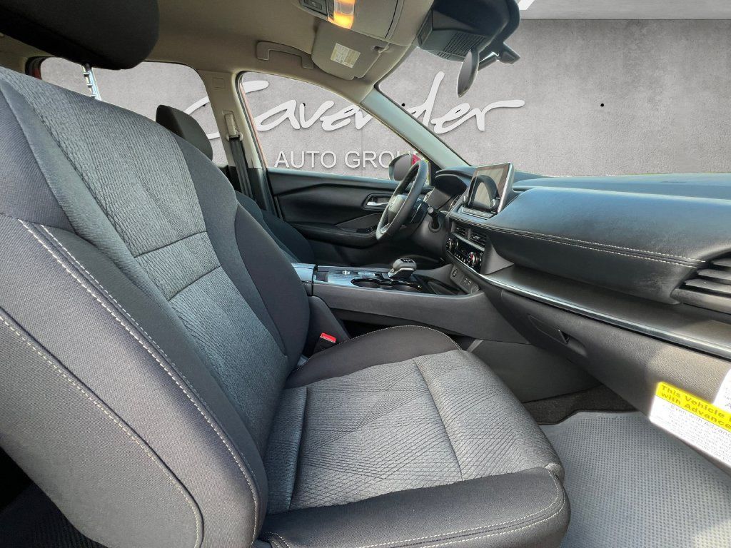 New 2026 Nissan Rogue SV FWD image 25