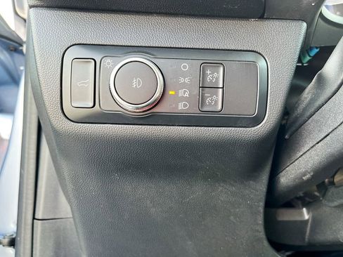Used 2022 Ford Escape SEL w/ Technology Package AWD/4WD image 10