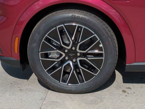 New 2025 Ford Mustang Mach-E Premium image 12