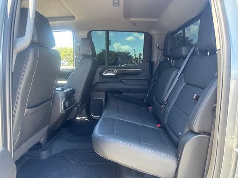 Used 2024 Chevrolet Silverado 1500 LTZ AWD/4WD image 14