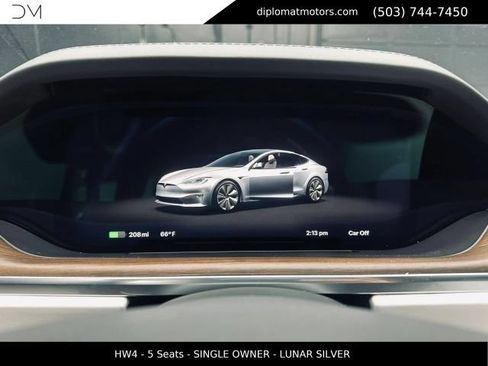 Used 2025 Tesla Model S AWD/4WD image 31