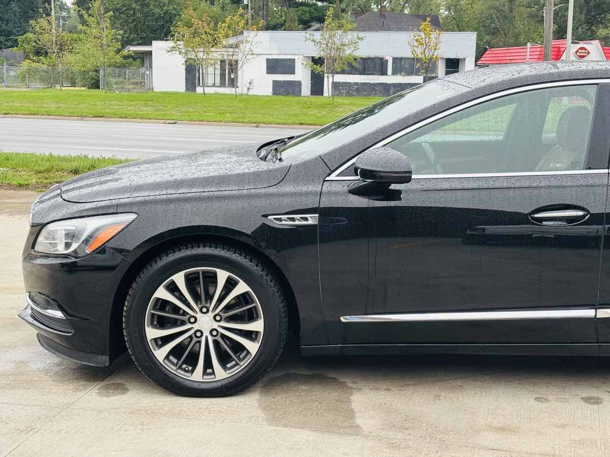 Used 2017 Buick LaCrosse Premium w/ Driver Confidence Package #2 AWD/4WD image 16