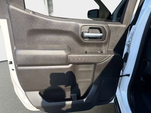 Used 2019 Chevrolet Silverado 1500 LT w/ All-Star Edition image 11