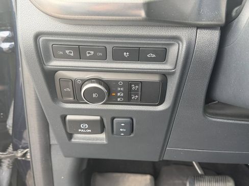 Used 2024 Ford F150 Platinum AWD/4WD image 34