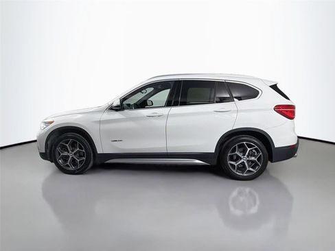 Used 2018 BMW X1 sDrive28i FWD image 9